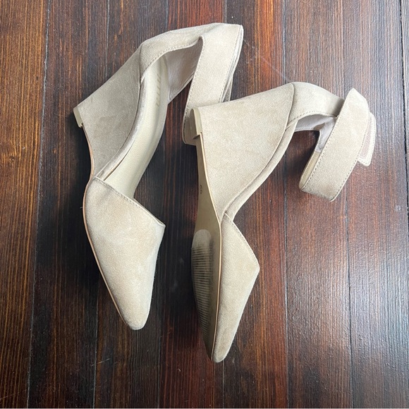 a.n.a Suede wedge heels size 8.5 - Picture 6 of 7